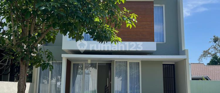 Disewakan Rumah Nyaman Dekat Danau Bsb Ivy Park Citraland Bsb 1