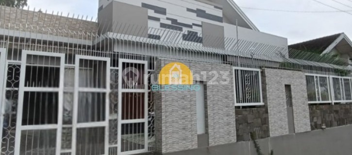 Premium Ready-to-Use Strategic House on Kawi Street 1