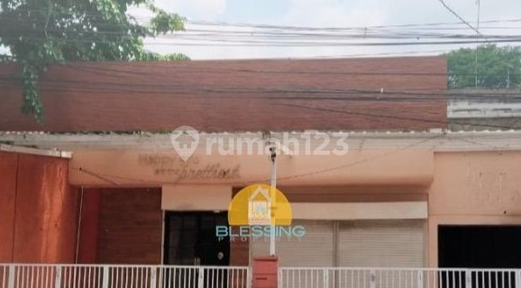 Ruang Usaha Premium Strategis Siap Pakai di Jalan Singosari 1