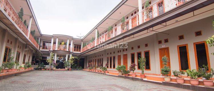 DIJUAL HOTEL MEWAH DI CISARUA ( MASIH AKTIF ) ags 1