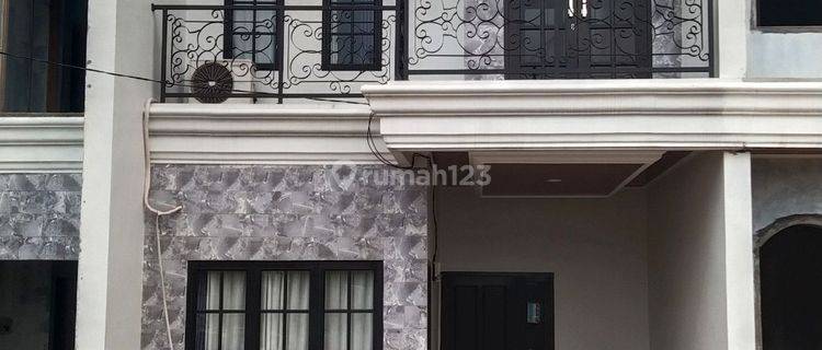 Rumah dijual 2.5 lt 800jutaan dkt tol cimanggis 1