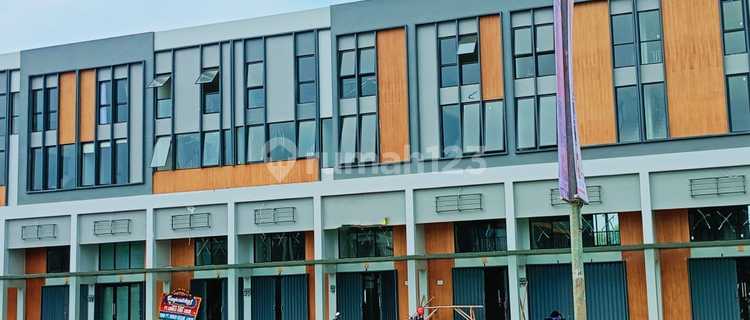 For Rent Newest Shop House In Grand Wisata 1