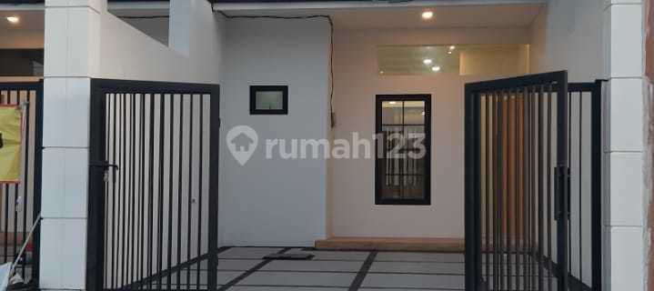 Minimalist New House Jemur Andayani South Surabaya Near School 1