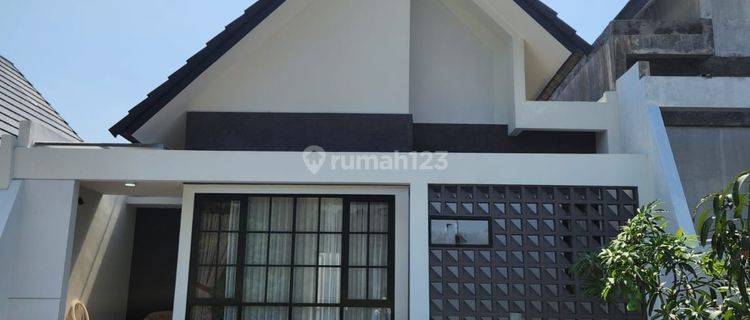 Jual Cepat Rumah Full Furnished Di The Milles Bsb City  1