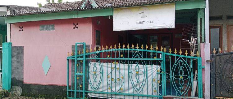 Dijual rumah secondary 300 jutaan di PWI Cilebut Bogor  1