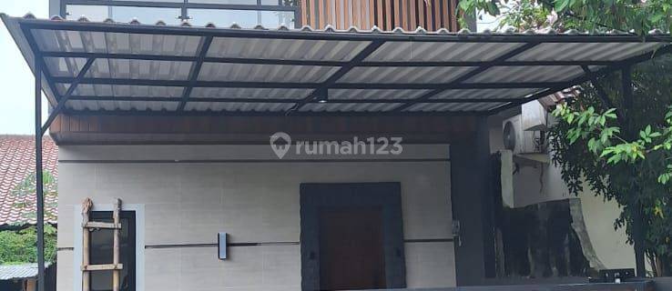 Rumah Baru Mewah dan Elegan Siap Huni dan Bebas Banjir, Strategis Dekat Akses Pintu Tol JORR dan Stasiun LRT, di Jl. Ratna, Jatikramat, Kota Bekasi 1