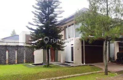 Rumah Exclusive di Tatar Larang Tapa Kota Baru Parahyangan 1