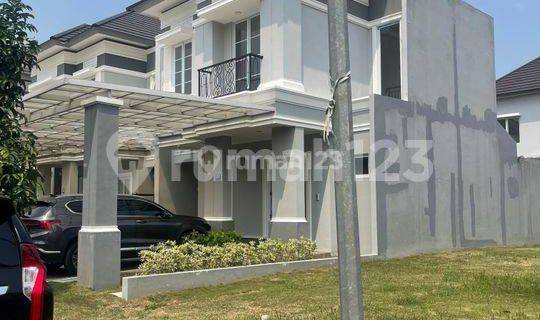 Rumah Grand Wisata Cluster Water Terrace, di Grand Wisata Bekasi 1