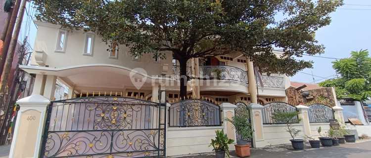 S311C Rumah Mewah Hoek 235 m2 Murah di Pondok Bambu Jakarta Timur 1