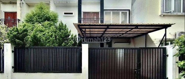 Rumah Strategis Semifurn Luas Jl Lebar Meruyung Depok dkt Tol 1