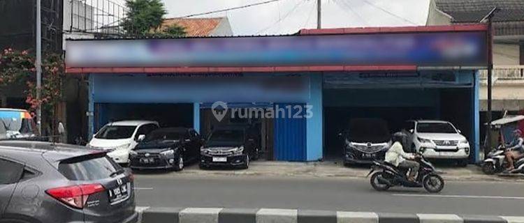 Strategis Luas Ex Showroom+rumah Jl Ry Sultan Agung Bekasi Barat 1