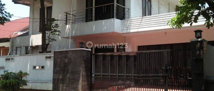 Dijual Rumah 2 Lantai di Jaka Sampurna, Bekasi 1