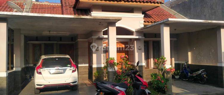 Rumah Bagus Siap Huni dalam Komplek di Arcamanik Cisaranten  1