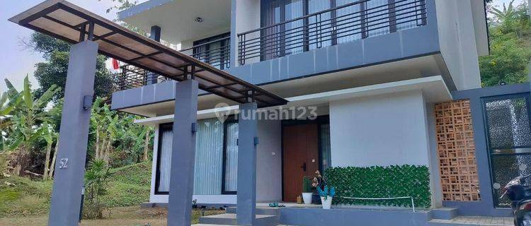 Rumah Modern Full Furnish Siap Huni Dago Resort Bandung 1