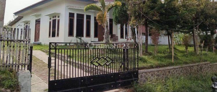 Rumah Bagus Halaman Luas di Tulus Ayu Tumpang Malang 1