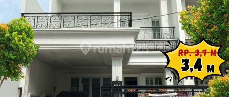 443 New Classic Modern Hook Houses in Meruya - Kembangan Cluster 1