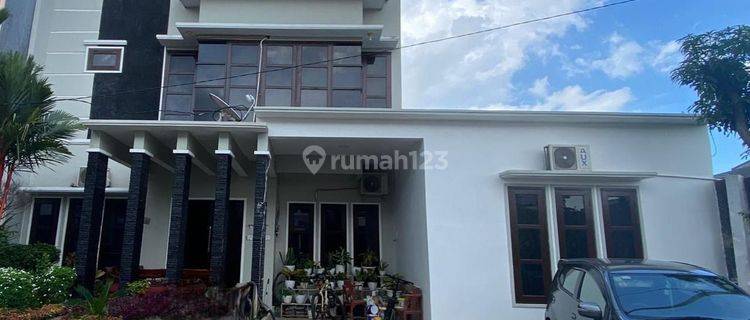 Dijual Rumah Mewah 7 Kamar Tidur Dekat Hotel Four Points Sheraton Landak   1