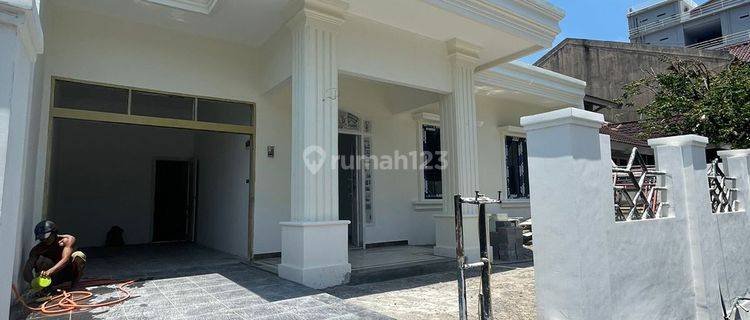 Dijual Rumah Mewah 12x21 Dekat Mall Panakukang Modern Minimalis 1