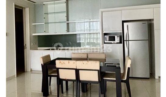 Cheap 4 Bedroom Furnished Apartment in Gatot Subroto 1