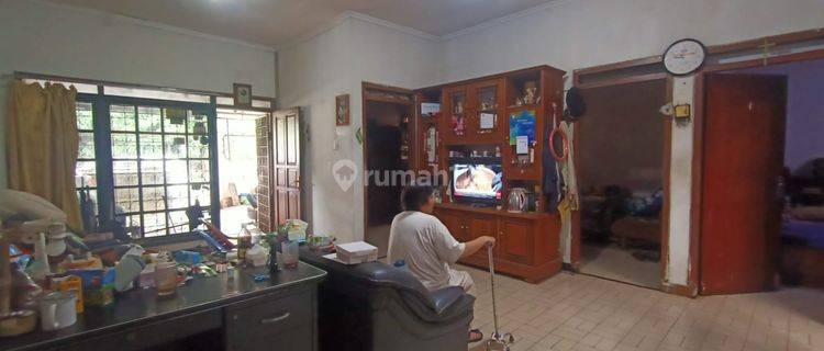 Rumah Bagus di Dian Permai Sayap Caringin, Bandung 1