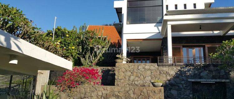 Rumah Dago Resort, Bandung Modern Tropical Semi Furnished 1