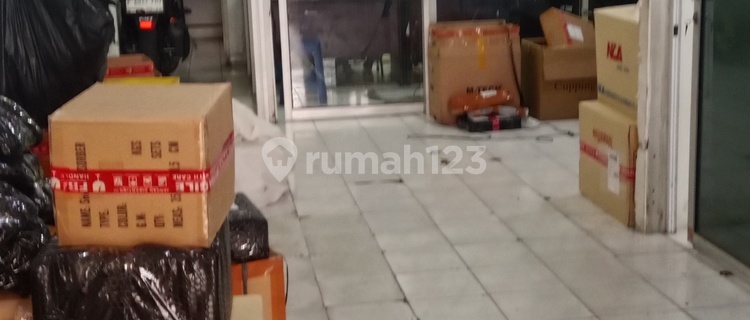 For Sale, Mango Besar Shop House, Strategic Location, 4 Floors 1