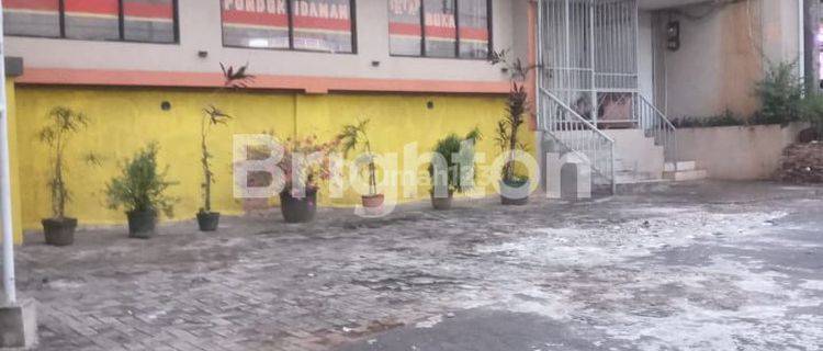 RUMAH DALAM PLONG DULU UNTUK RESTORAN LETAK PINGGIR JALAN RAYA 1