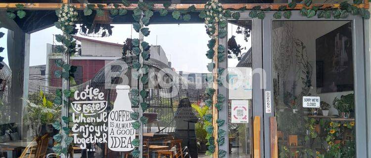 RUANGAN DI LANTAI 2 BISA UNTUK RESTORAN 1