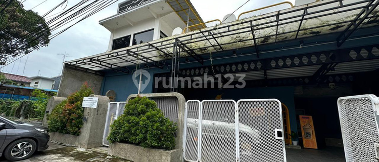 House and Cafe Ready to Live In and Business, Strategic Location in Cirebon. 1