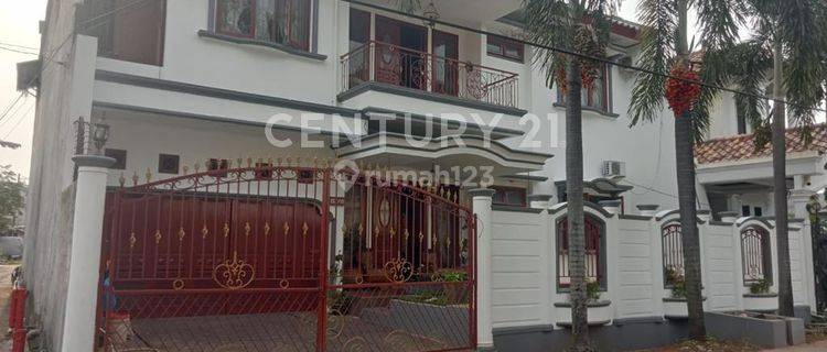 Di Jual Rumah Besar Dan Bagus Di Perumahan Billy Moond  Jaktim.  1