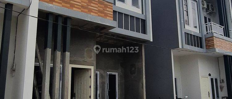 Rumah Baru 2 Lantai Desain Modern Minimalis di Malaka Rorotan Jakarta Utara 1