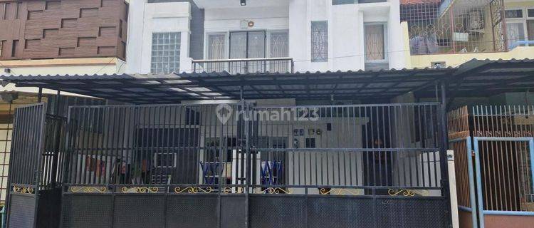 Dijual Rumah Taman Palem Lestari Jakarta Barat 1