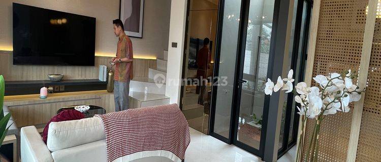 Dijual Rumah 2M-an 3 Lantai Di Jakarta Barat 1