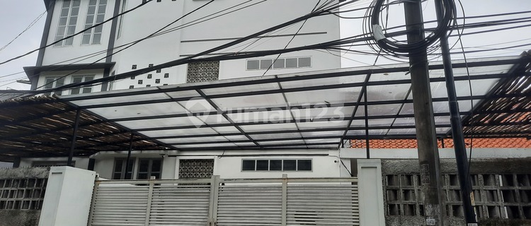 House + Fully Furnished Boarding in South Tanjung Duren 1
