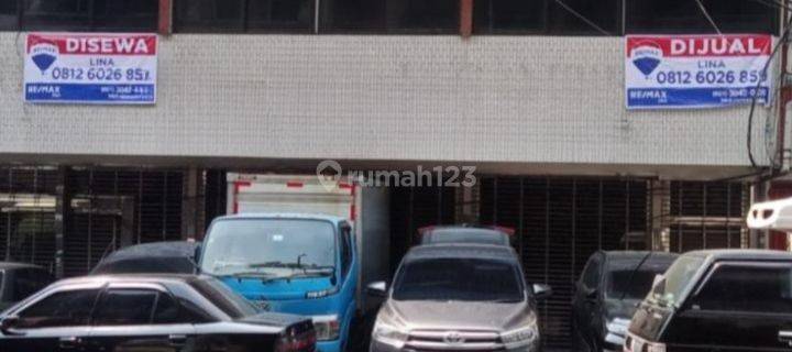 Disewa Ruko Gandeng 3 Jl. Pengeran Jayakarta 3 Lantai At Jakpus 1