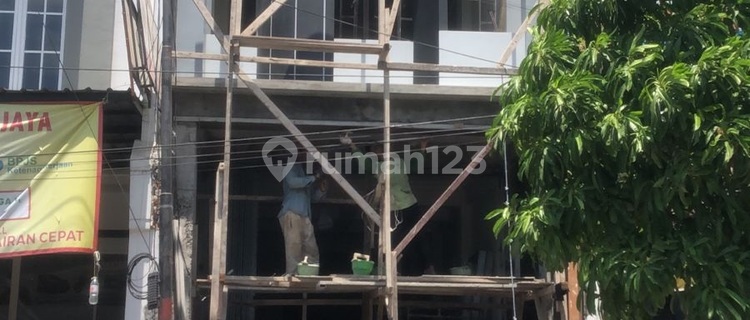 SHOPHOUSE ON MANUKAN TENGAH MAIN ROAD 1