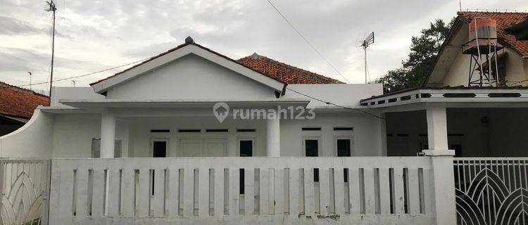 Dijual Rumah Dekat Stasiun Kereta Di Cilendek Bogor 1