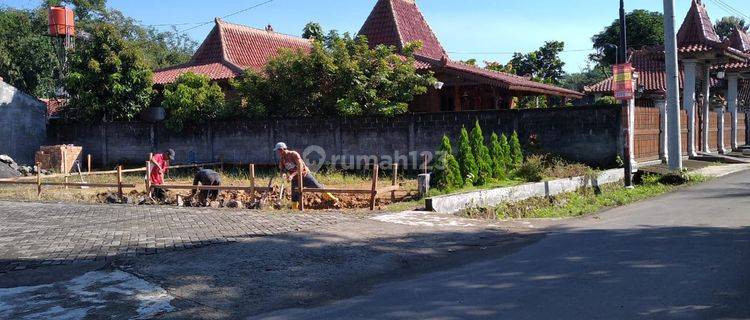 Jual Rumah Baru di Yogyakarta,lebar Jalan 5m, Nuansa Jawa Modern 1