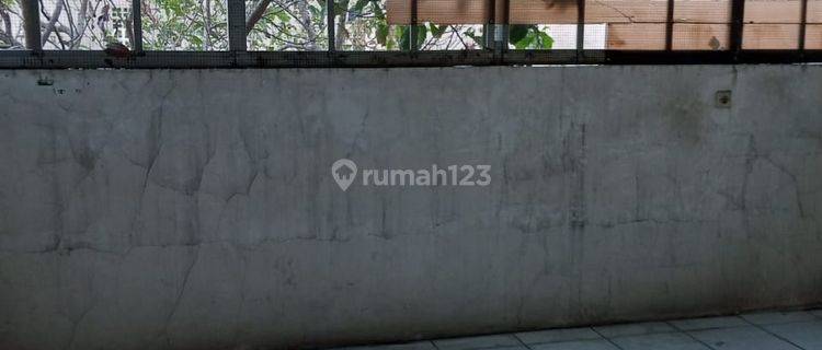 Ruko 2 Lantai Hadap Jalan di Karang Tengah, Tangerang 1
