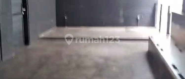 Ruko Tempat Usaha 2lt Daerah Green Ville 1