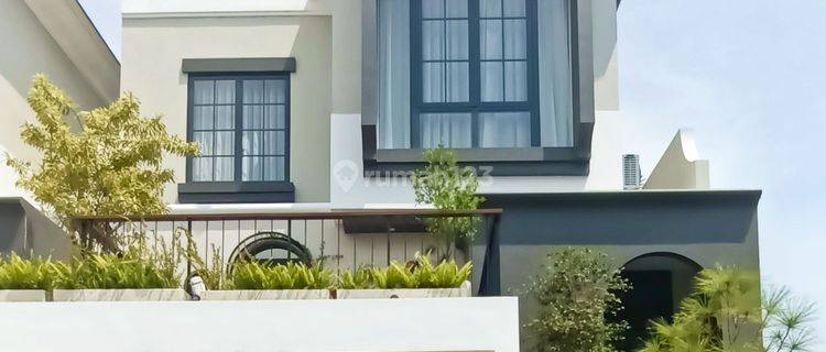 JUAL RUMAH AMERICAN STYLE MODERN PERUM ELIT GRAND KENJERAN 1