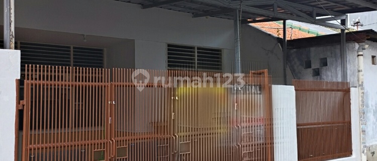 Duri Kepa, 1.5-Storey House, Size 6 x 15, North-Facing, 2-Car Road. 1