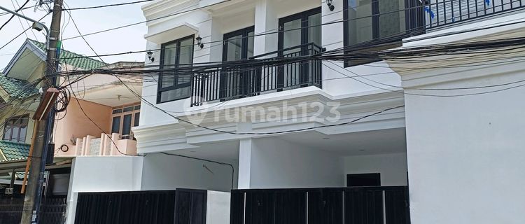 Taman Ratu / Duri Kepa, Rumah Baru 3 Lantai Uk.4 X 14,75 1