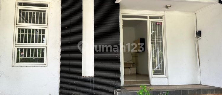 Rumah SHM di Graha Padma 1