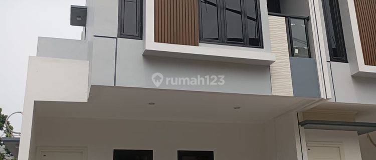 Rumah Dijual 2 Lantai Cempaka Putih Jakarta Pusat  1