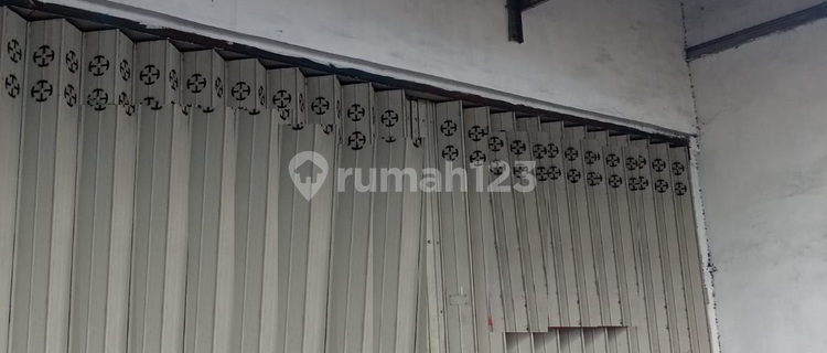 For Rent: Shop House on Banyuurip Street, Surabaya 1