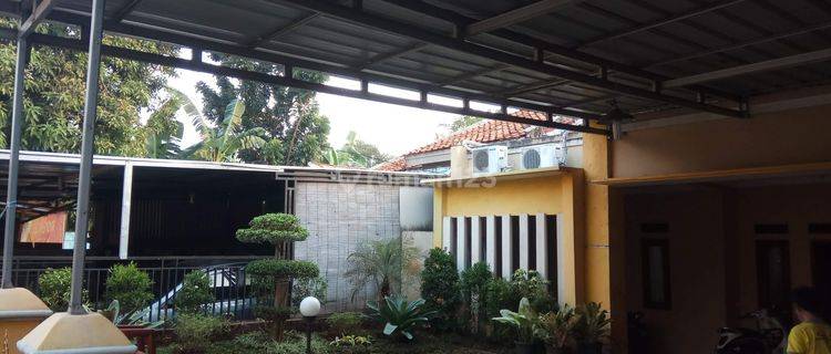 Dijual Rumah Asri Dengan Halaman Luas Di Pondok Aren, Tangsel 1