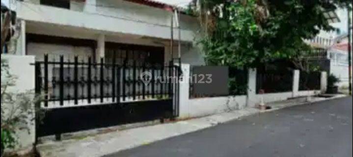 Rumah Strategis  Nyaman & Tenang  Cocok Untuk Hunian Mess perusahaan, Kos. dll  Jl Dr Saharjo Tebet Manggarai Jakarta Selatan 1