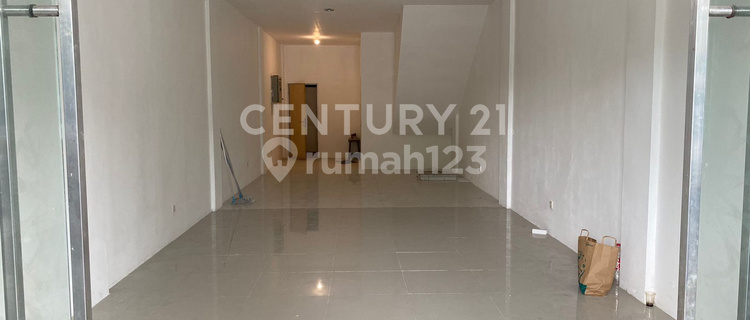 For Rent: 3-Story Shop House on Jl. Raya Merdeka, Cimone, Tangerang 1