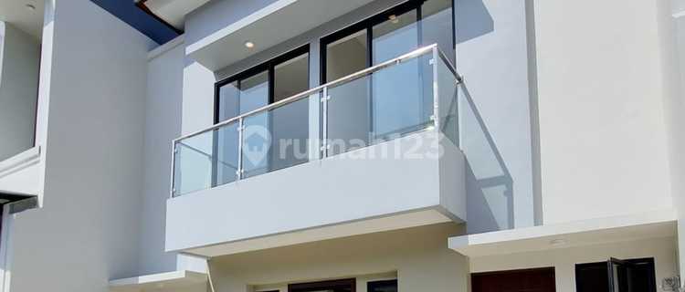 Rumah Brand New Cantik Siap Huni Emerald Sektor 9 1